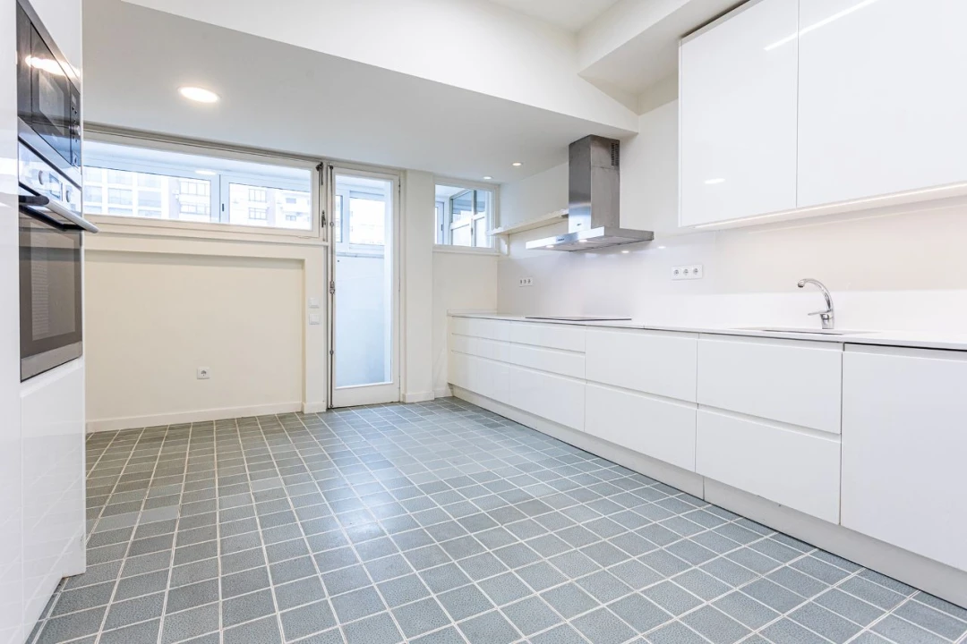 Apartamento T4 para Arrendamento em Lisboa Foto 37