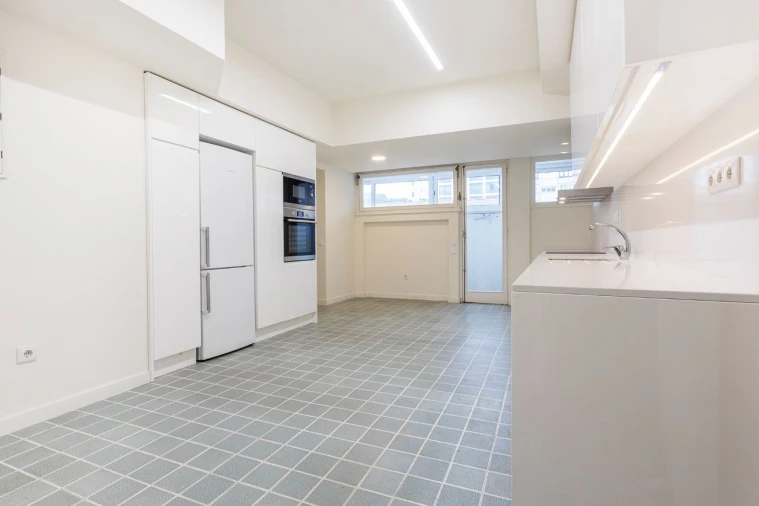 Apartamento T4 para Arrendamento em Lisboa Foto 28