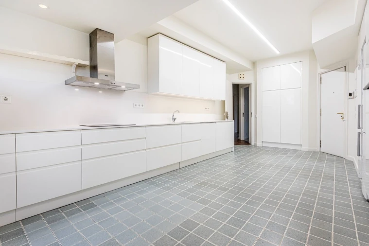 Apartamento T4 para Arrendamento em Lisboa Foto 39