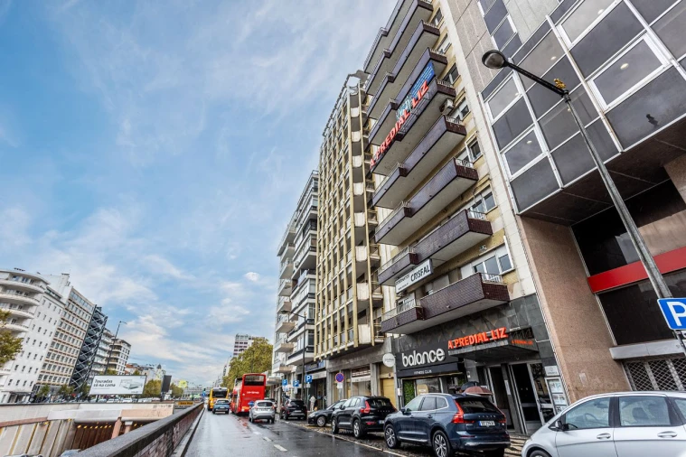 Apartamento T4 para Arrendamento em Lisboa Foto 50