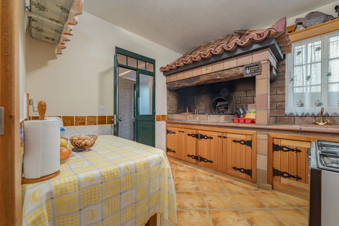 Moradia T3 para Venda em Canhas Foto 9