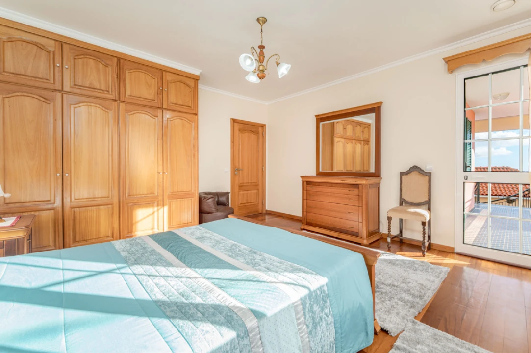 Moradia T3 para Venda em Canhas Foto 13