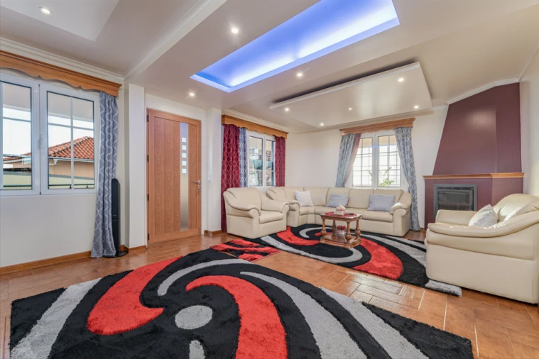 Moradia T3 para Venda em Canhas Foto 2