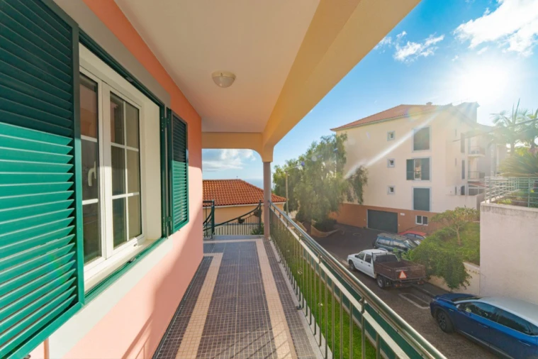 Moradia T3 para Venda em Canhas Foto 28