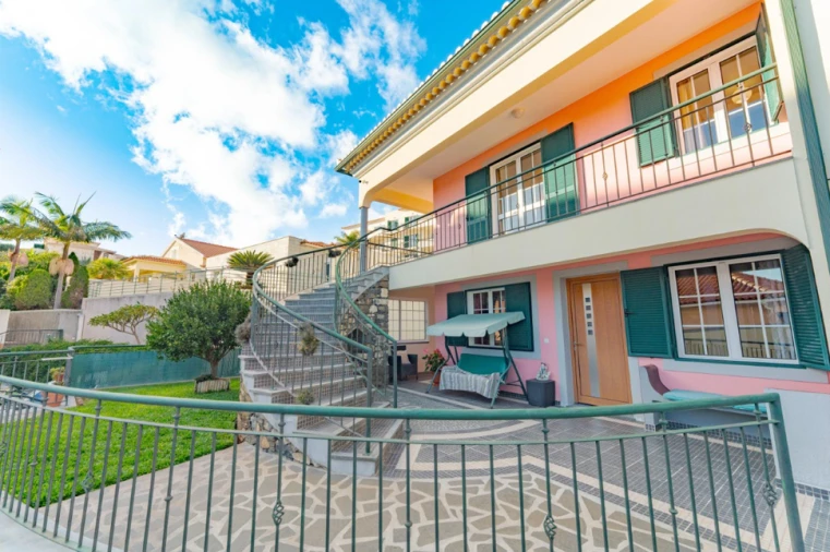 Moradia T3 para Venda em Canhas Foto 30