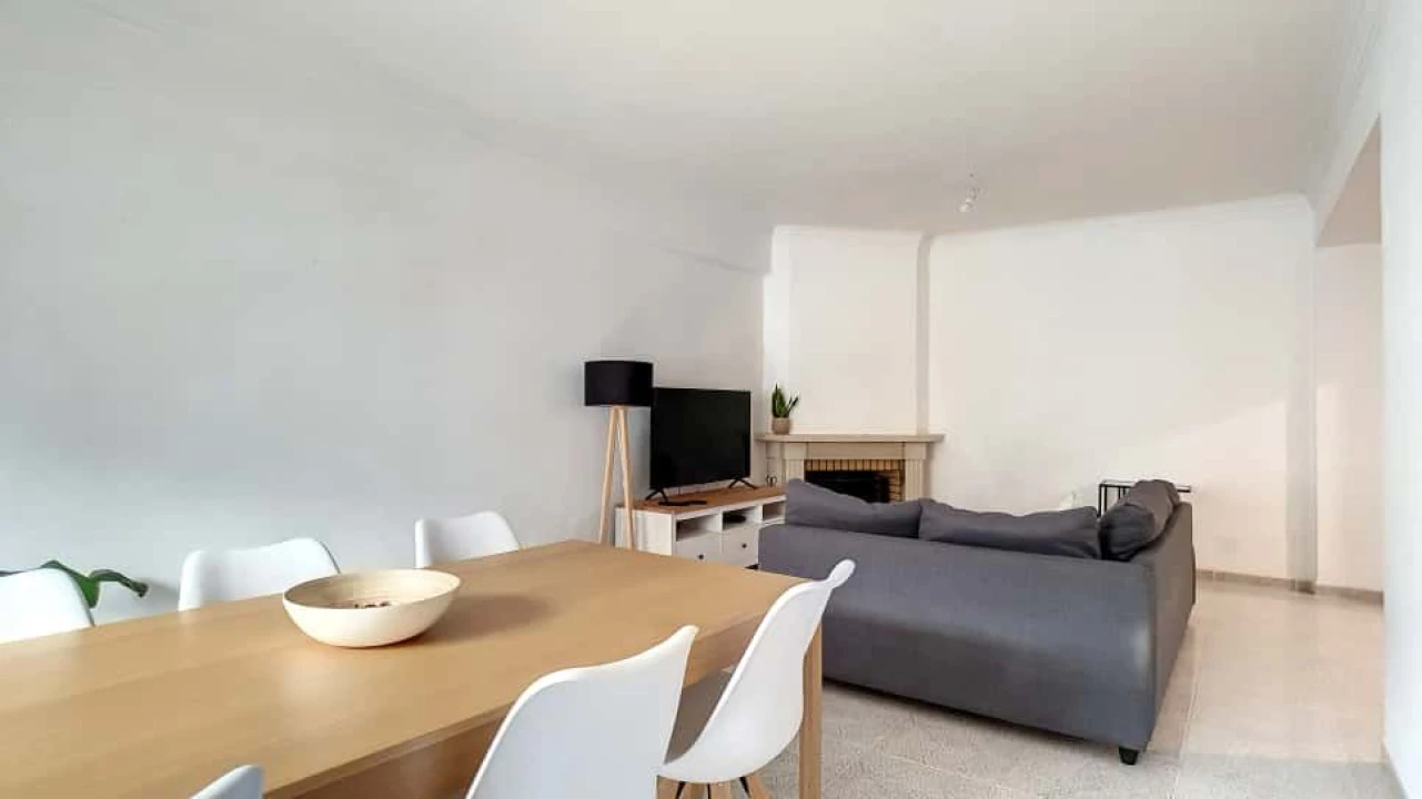 Apartamento T2 para Arrendamento em Idanha Foto 2