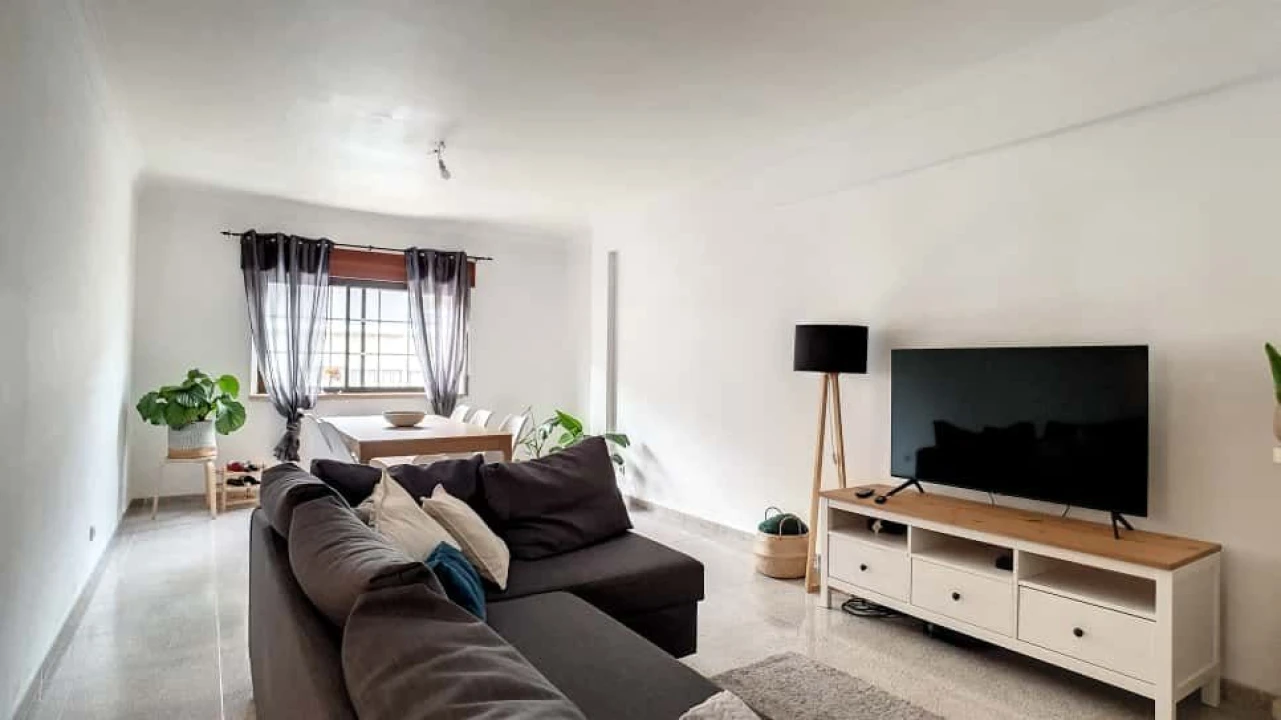 Apartamento T2 para Arrendamento em Idanha Foto 1