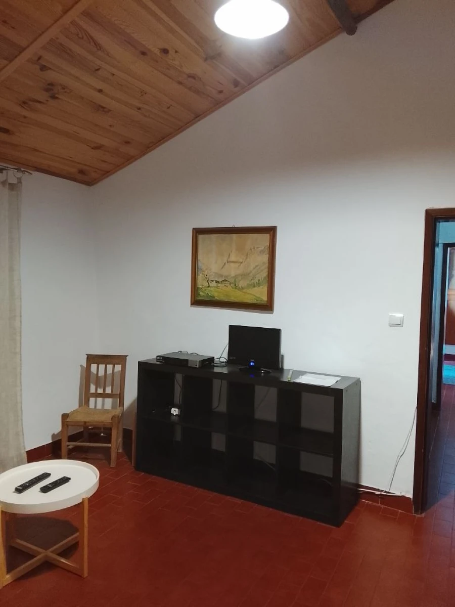 Moradia T1 para Venda em Monte do Salto Foto 3