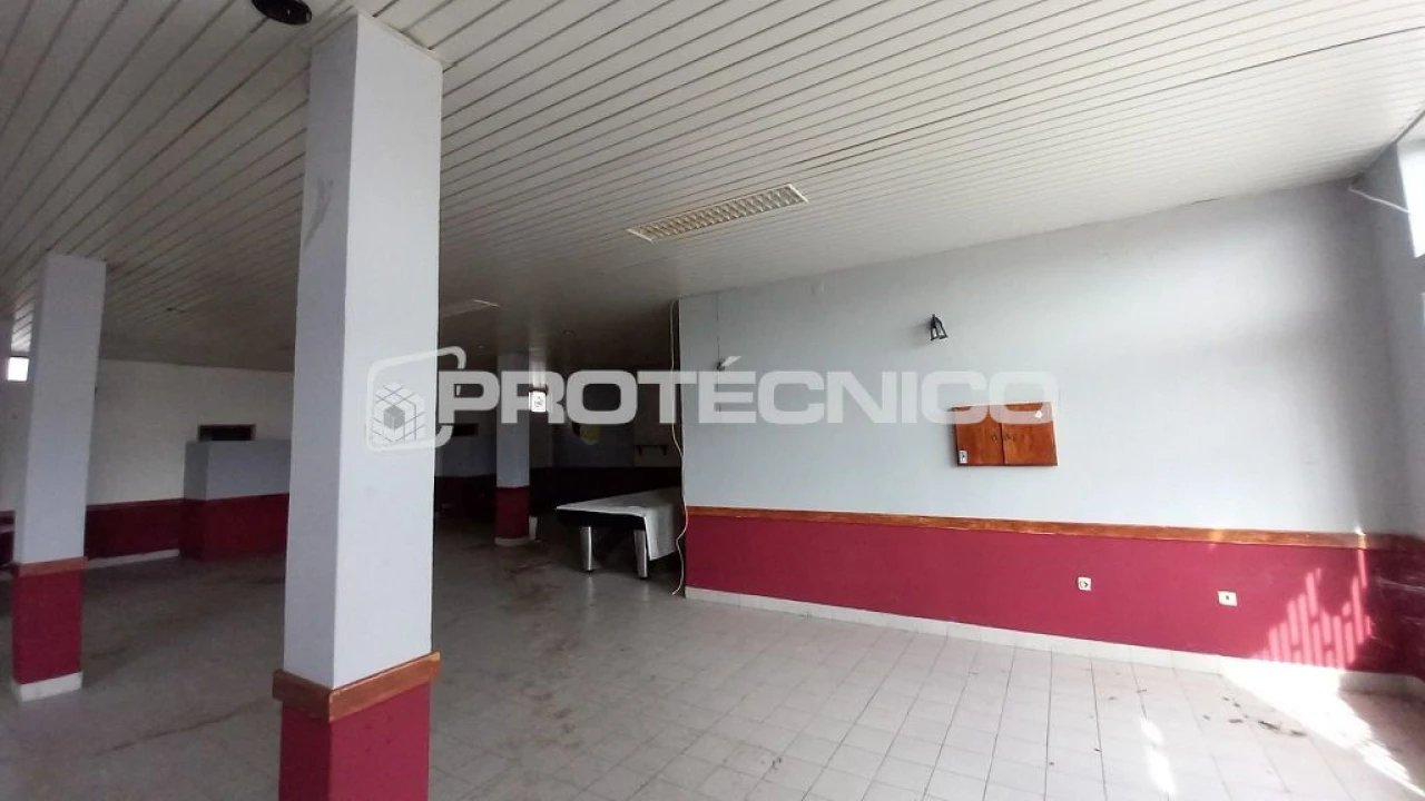 Loja para Venda em Mirandela Foto 6