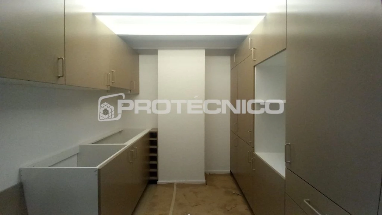 Apartamento T2 para Venda em Aveiro Foto 9