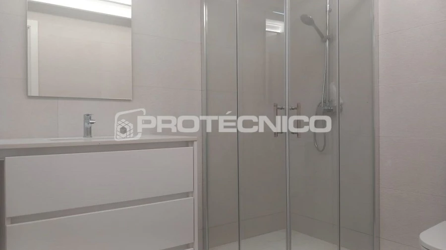 Apartamento T2 para Venda em Aveiro Foto 8