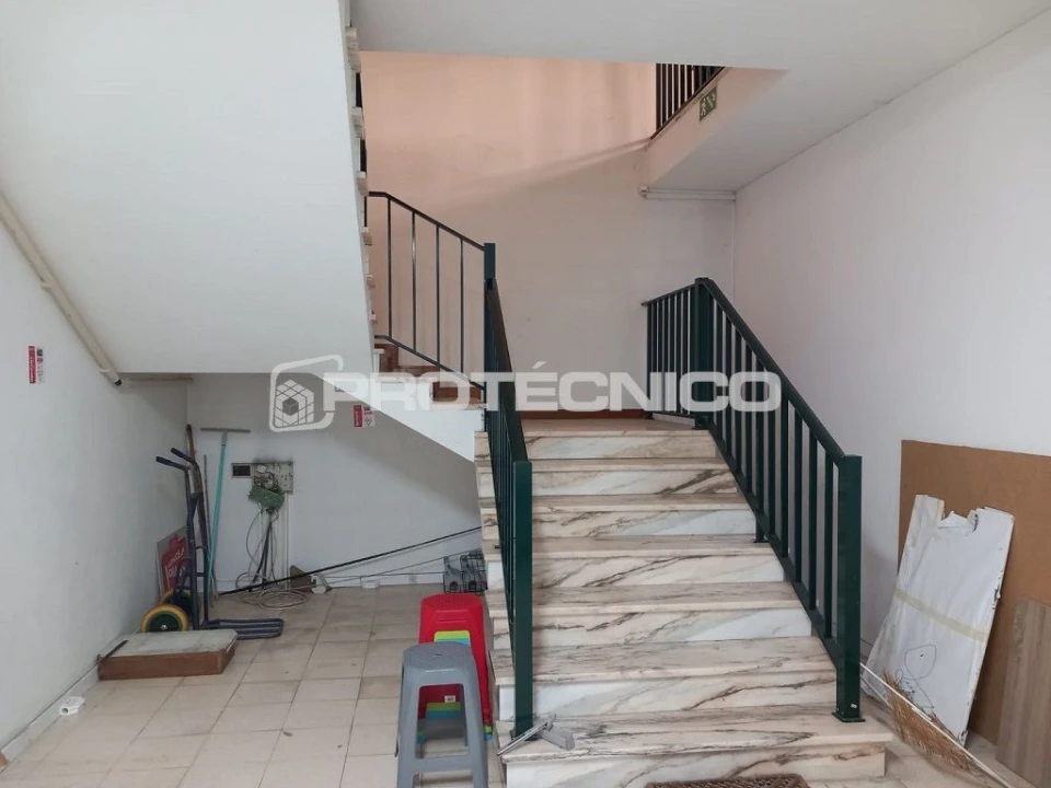 Prédio para Venda em Águeda Foto 11