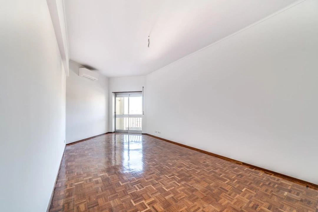 Apartamento T3 para Arrendamento em Lisboa Foto 2