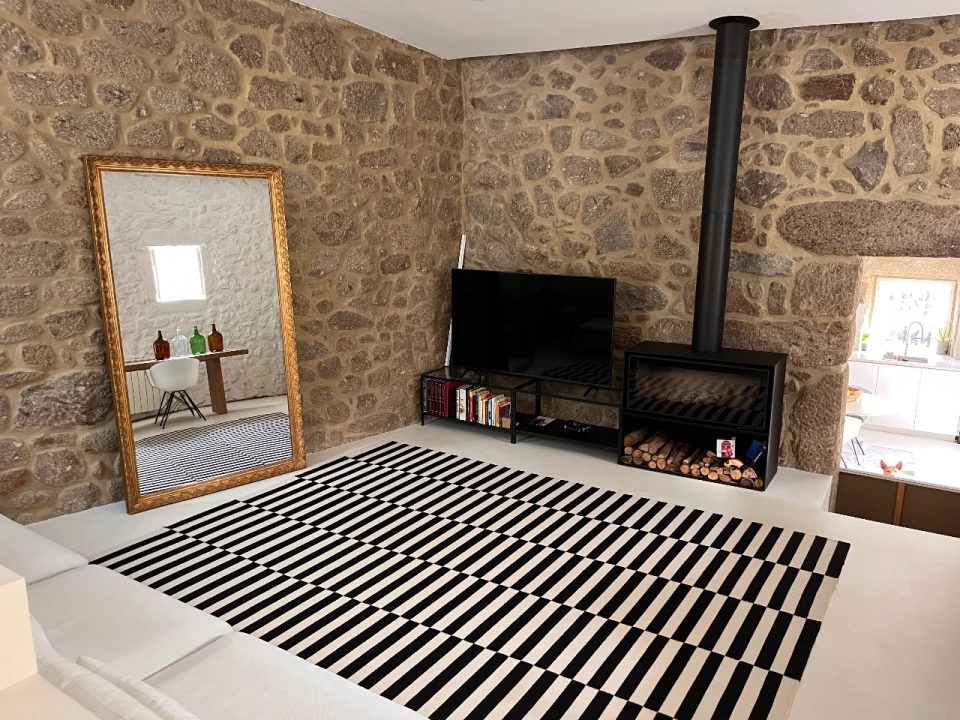 Moradia T2 para Venda em Dossãos Foto 5