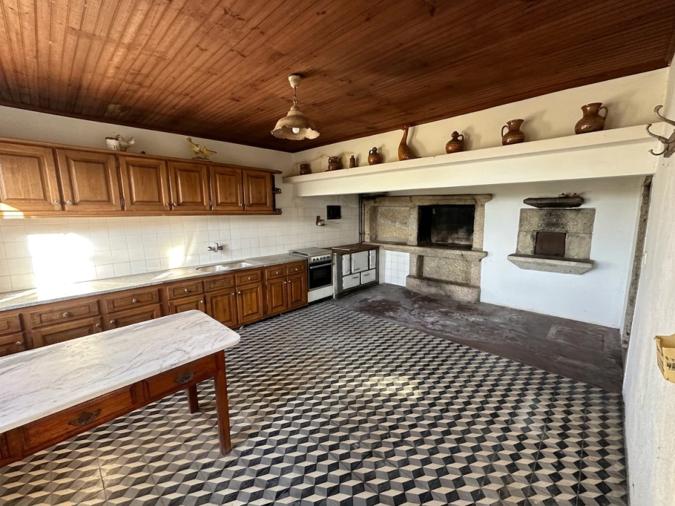 Quinta T4 para Venda em Negreiros Foto 5