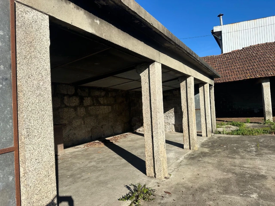 Quinta T4 para Venda em Negreiros Foto 16