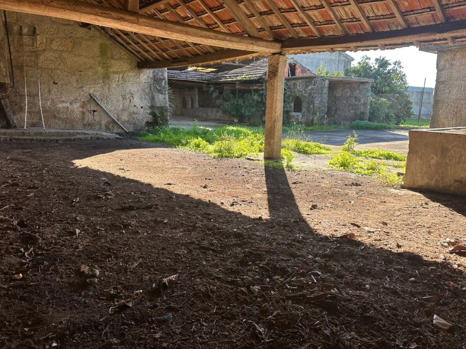 Quinta T4 para Venda em Negreiros Foto 13