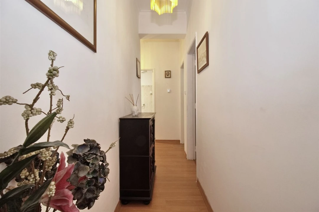 Apartamento T3 para Venda em Queluz de Baixo Foto 5