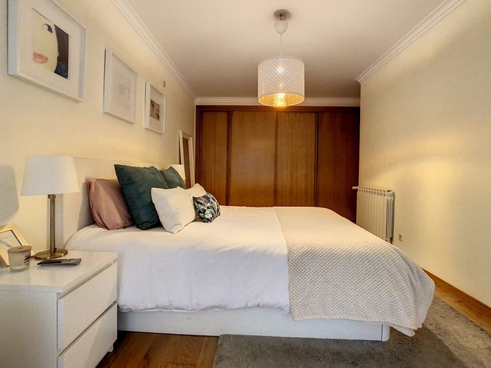 Apartamento T2 para Venda em Arneiro Foto 5