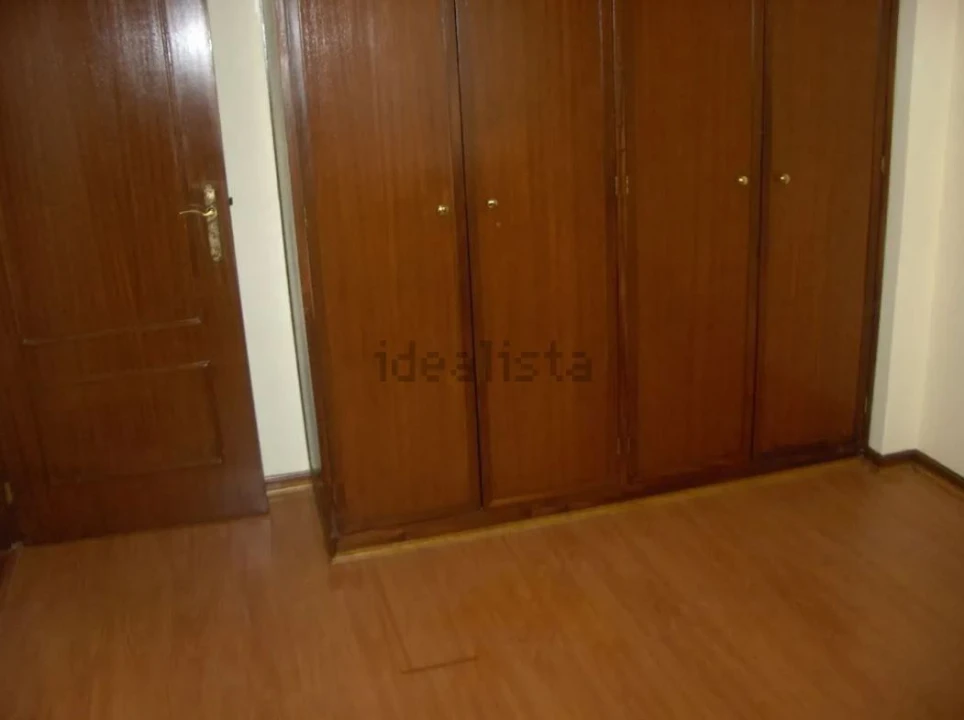 Apartamento T1 para Arrendamento em Porto Foto 8