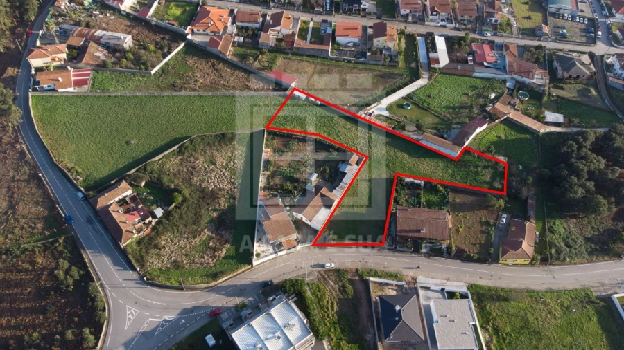 Terreno P/ Prédio para Venda em Badoucos Foto 2