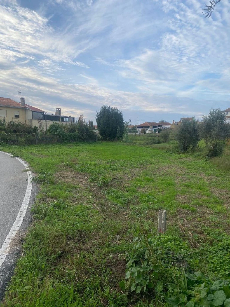 Moradia T2 para Venda em Sangalhos Foto 10