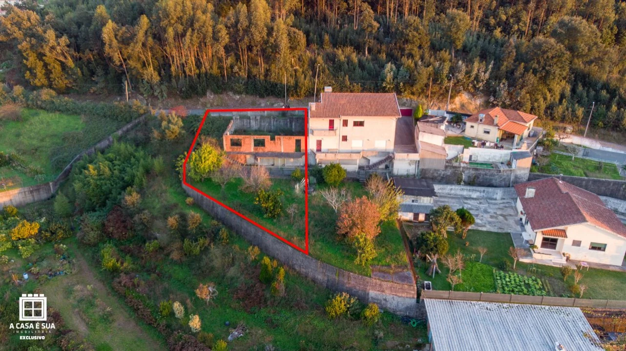 Terreno P/ Prédio para Venda em Covelo Foto 1