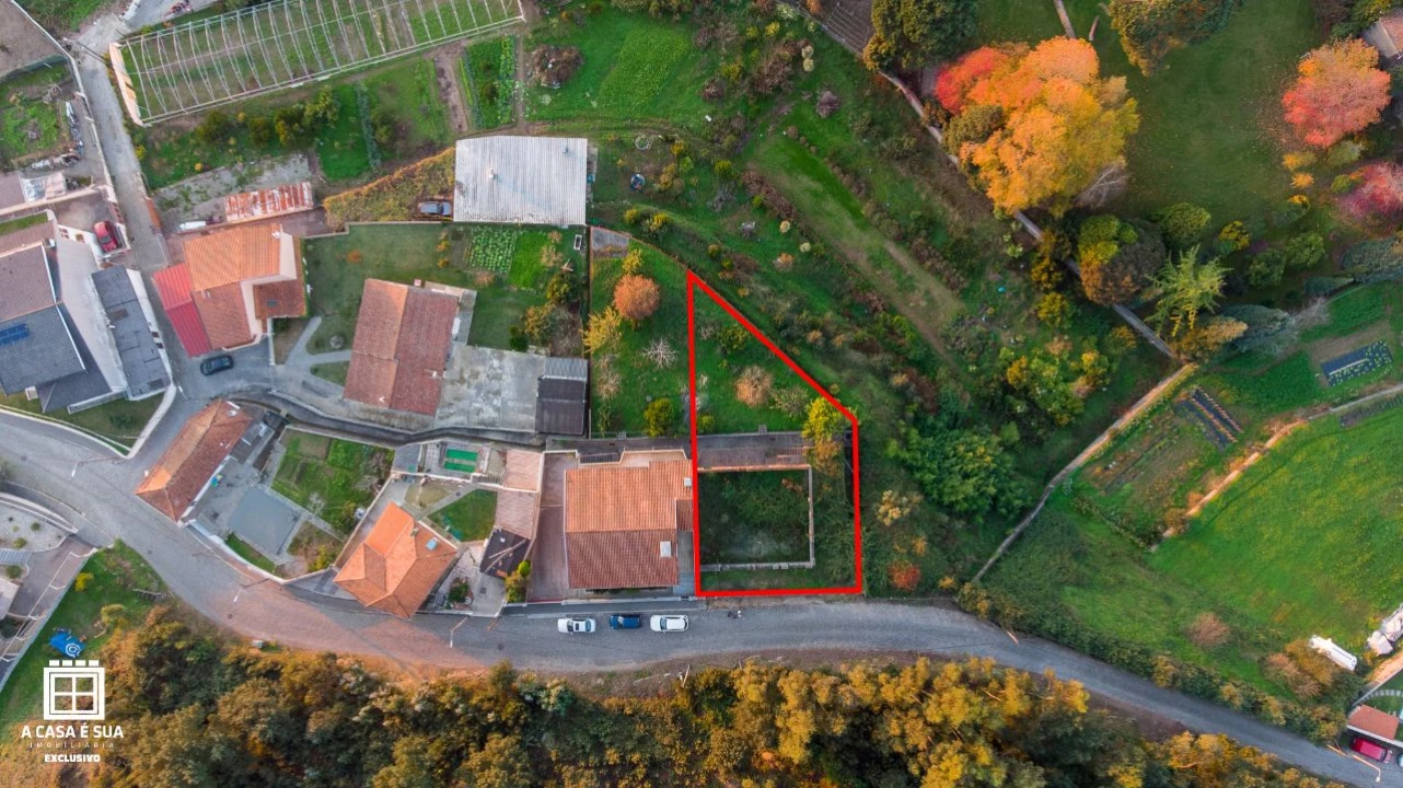 Terreno P/ Prédio para Venda em Covelo Foto 3