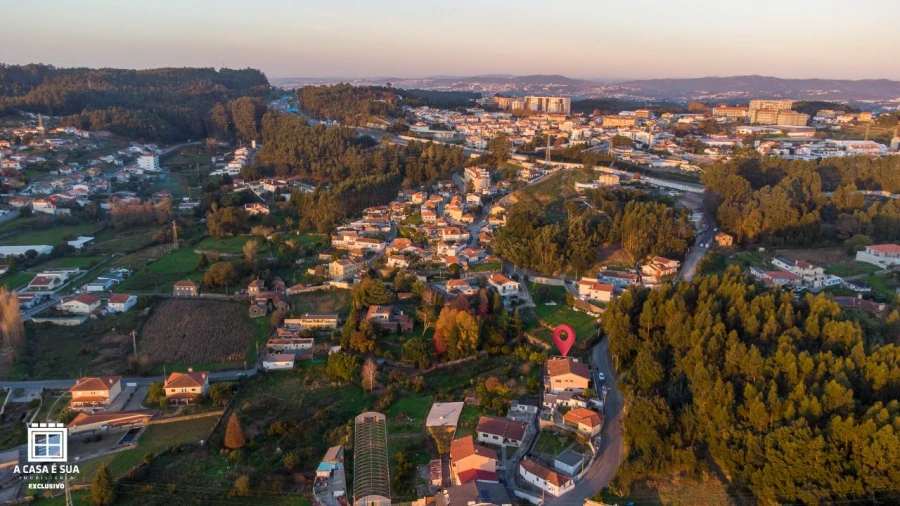 Terreno P/ Prédio para Venda em Covelo Foto 9