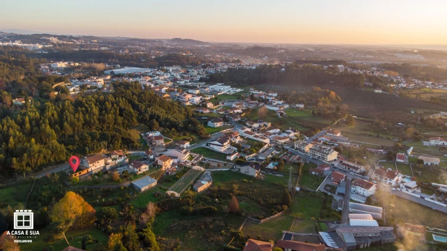 Terreno P/ Prédio para Venda em Covelo Foto 12
