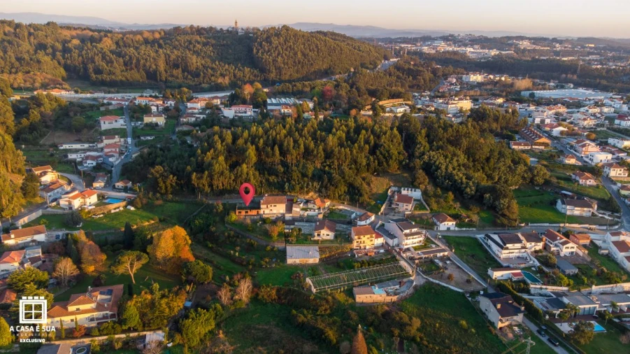 Terreno P/ Prédio para Venda em Covelo Foto 14