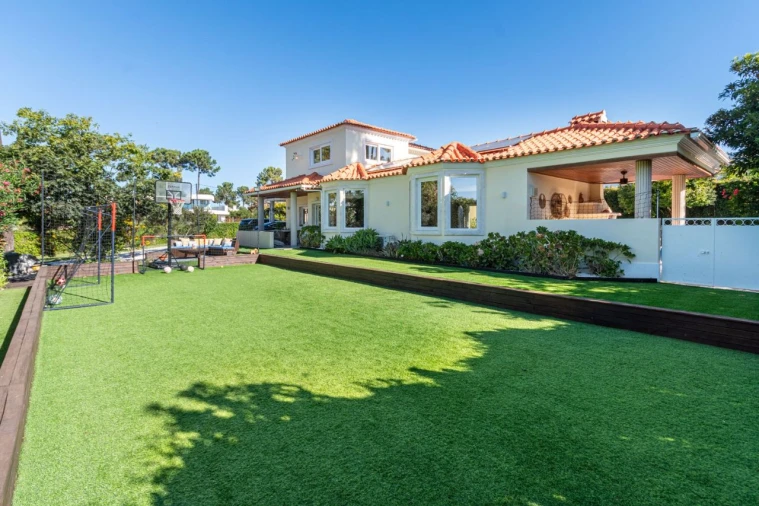 Moradia T4 para Venda em Herdade da Aroeira Foto 18