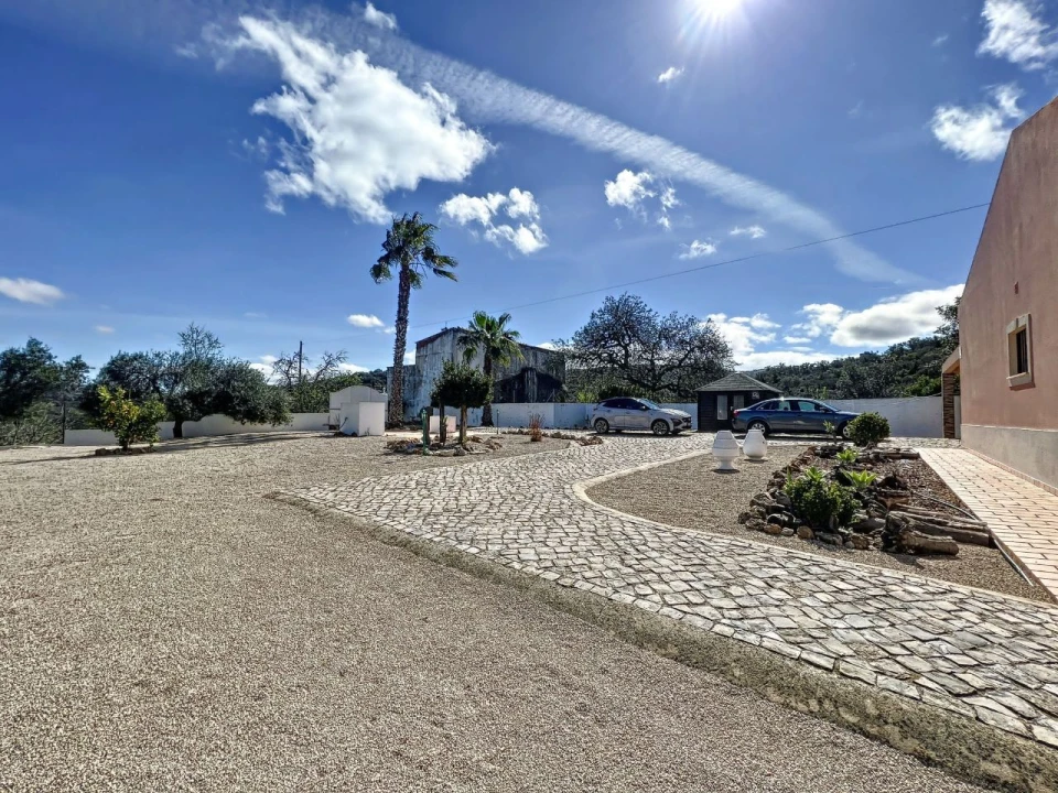 Moradia T3 para Arrendamento em Loule Foto 2