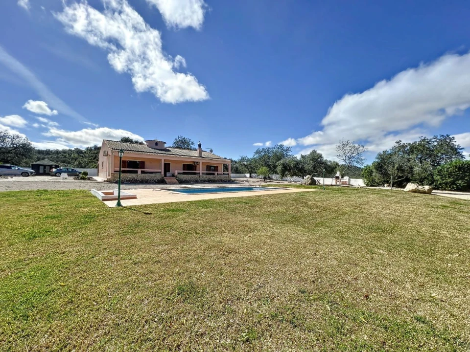 Moradia T3 para Arrendamento em Loule Foto 3