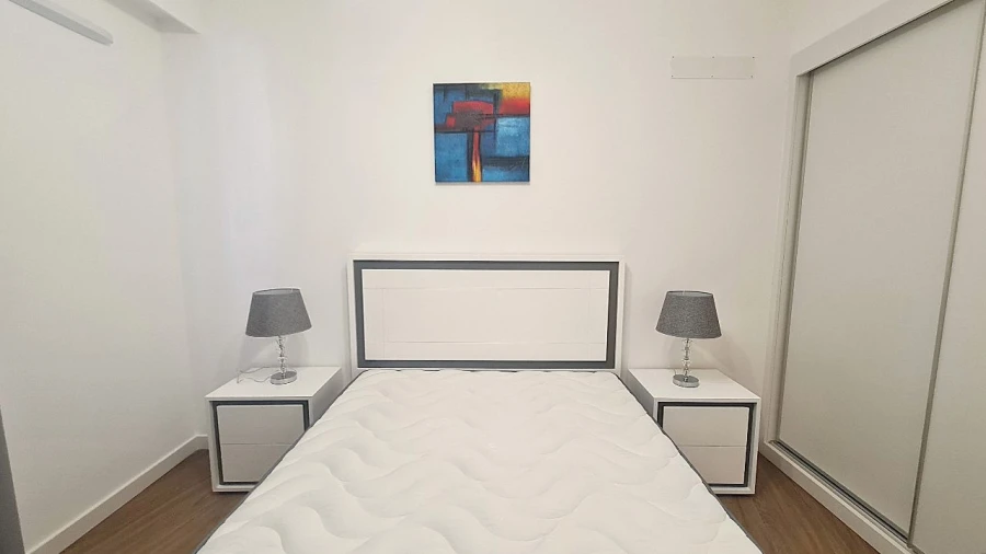 Apartamento T1 para Arrendamento em Câmara de Lobos Foto 8