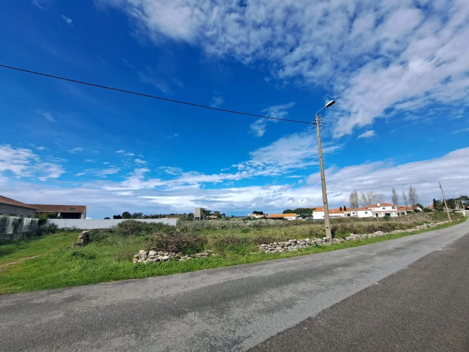 Terreno P/ Prédio para Venda em São Miguel de Odrinhas Foto 2