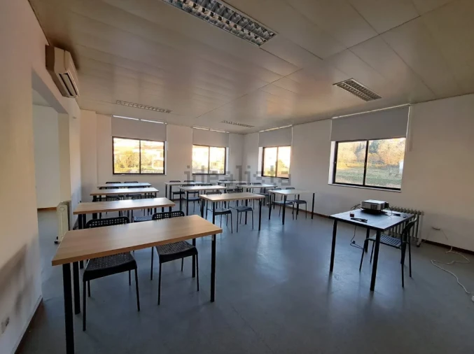 Escritório para Arrendamento em São Pedro do Sul Foto 5