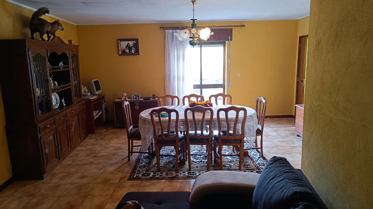 Moradia T4 para Venda em São Tomé de Covelas Foto 5