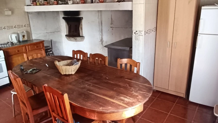 Moradia T4 para Venda em São Tomé de Covelas Foto 8