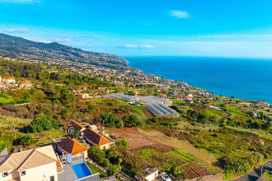 Moradia T4 para Venda em Prazeres Foto 21