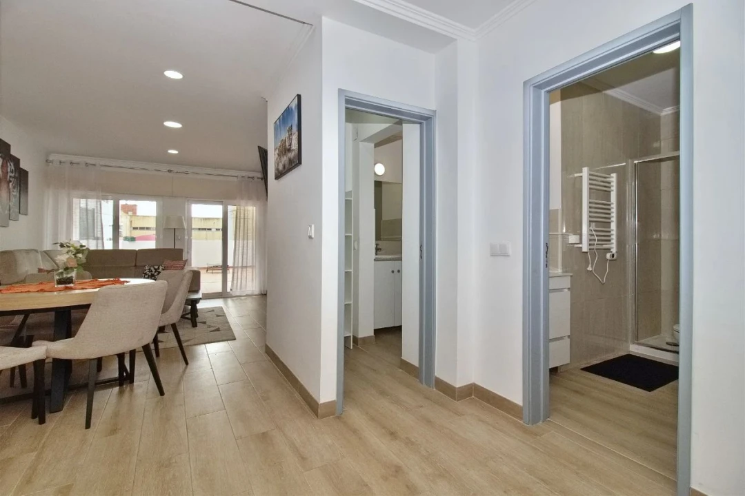 Apartamento T2 para Venda em Setúbal Foto 2