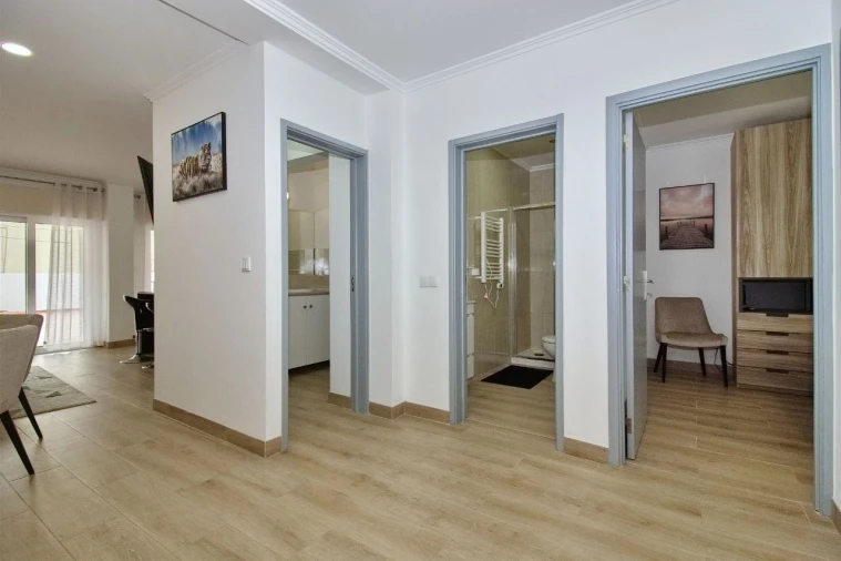 Apartamento T2 para Venda em Setúbal Foto 3