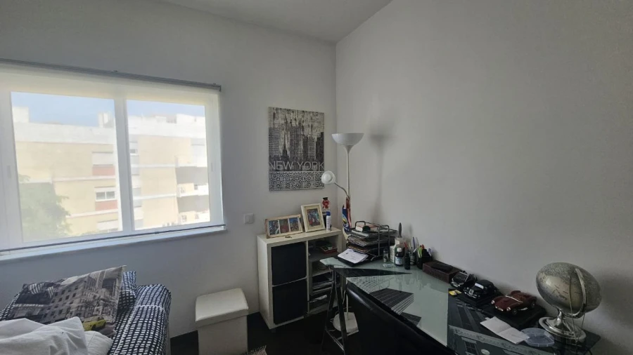 Apartamento T3 para Venda em Faro Foto 3