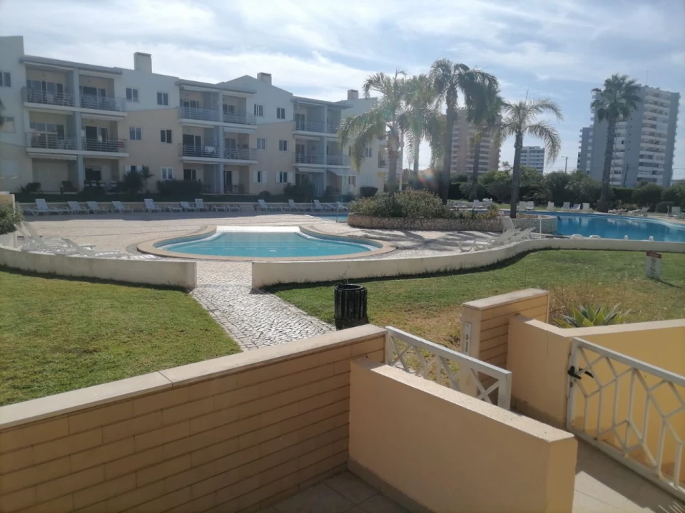 Apartamento T1 para Arrendamento em Alvor Foto 23