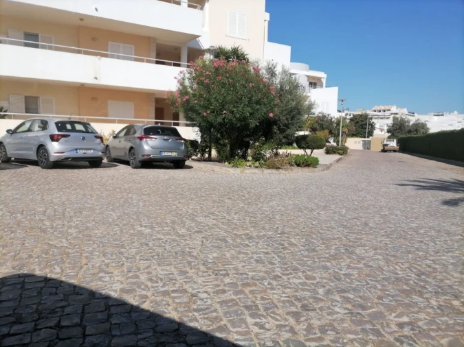 Apartamento T1 para Arrendamento em Alvor Foto 3