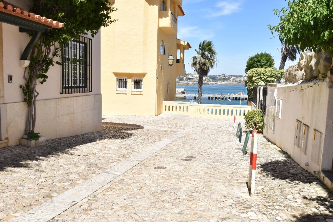 Apartamento T1 para Arrendamento em Cascais Foto 11