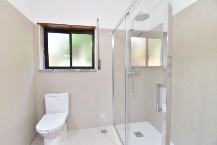 Apartamento T3 para Arrendamento em Estoril Foto 15