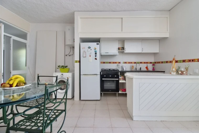 Apartamento T1 para Venda em Sesimbra Foto 9
