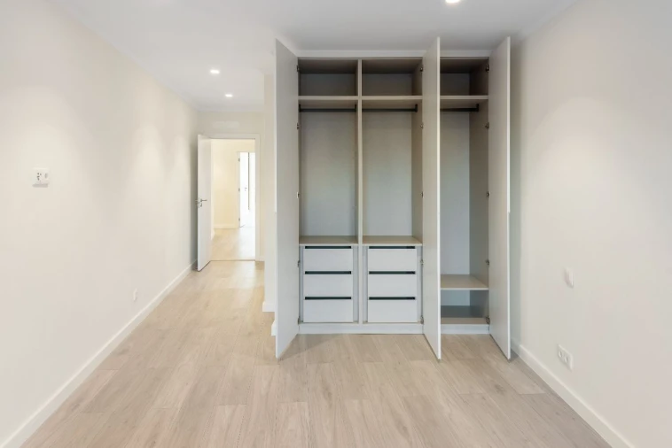 Apartamento T4 para Venda em Queluz Foto 7
