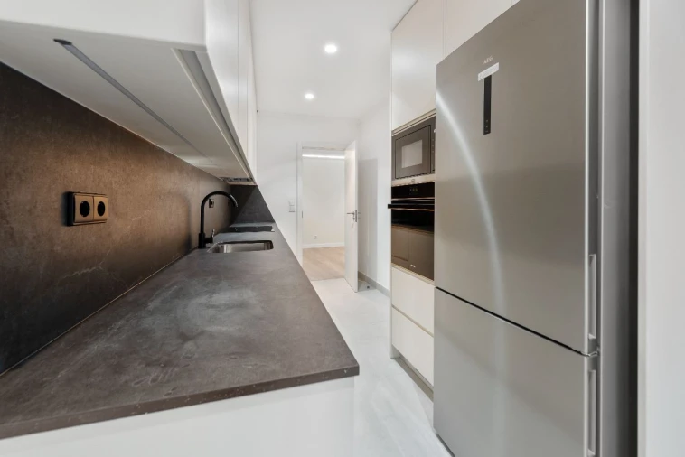 Apartamento T4 para Venda em Queluz Foto 21